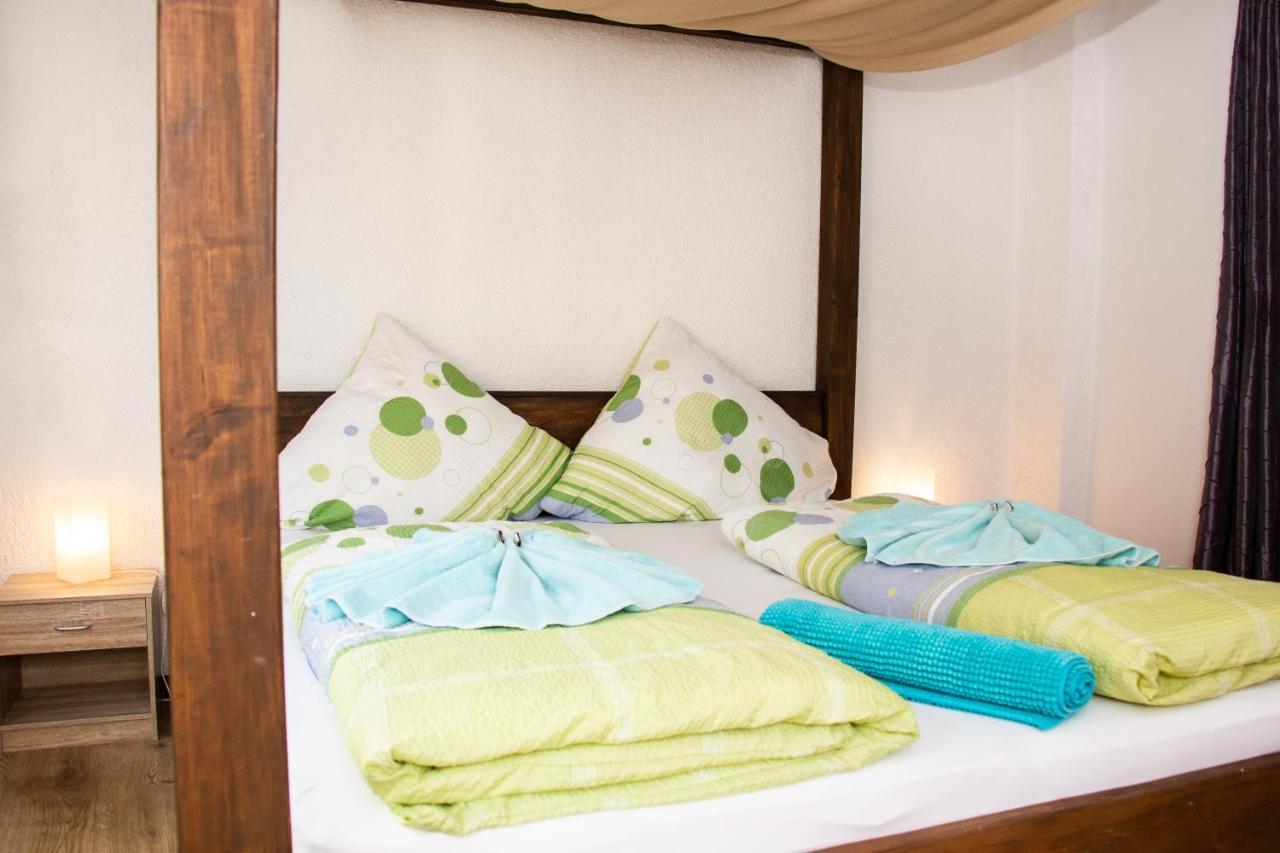 Ferienwohnung Am Alten Hafen วิสมาร์ ภายนอก รูปภาพ