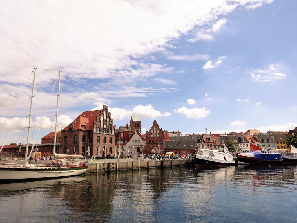 Ferienwohnung Am Alten Hafen วิสมาร์ ภายนอก รูปภาพ