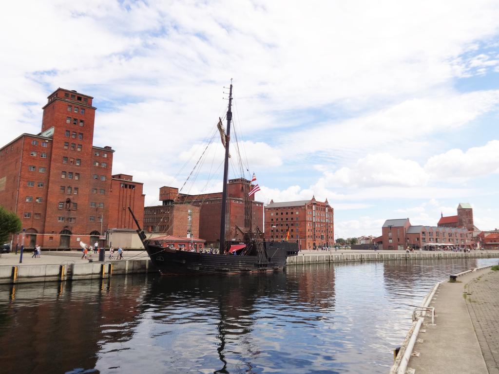 Ferienwohnung Am Alten Hafen วิสมาร์ ภายนอก รูปภาพ